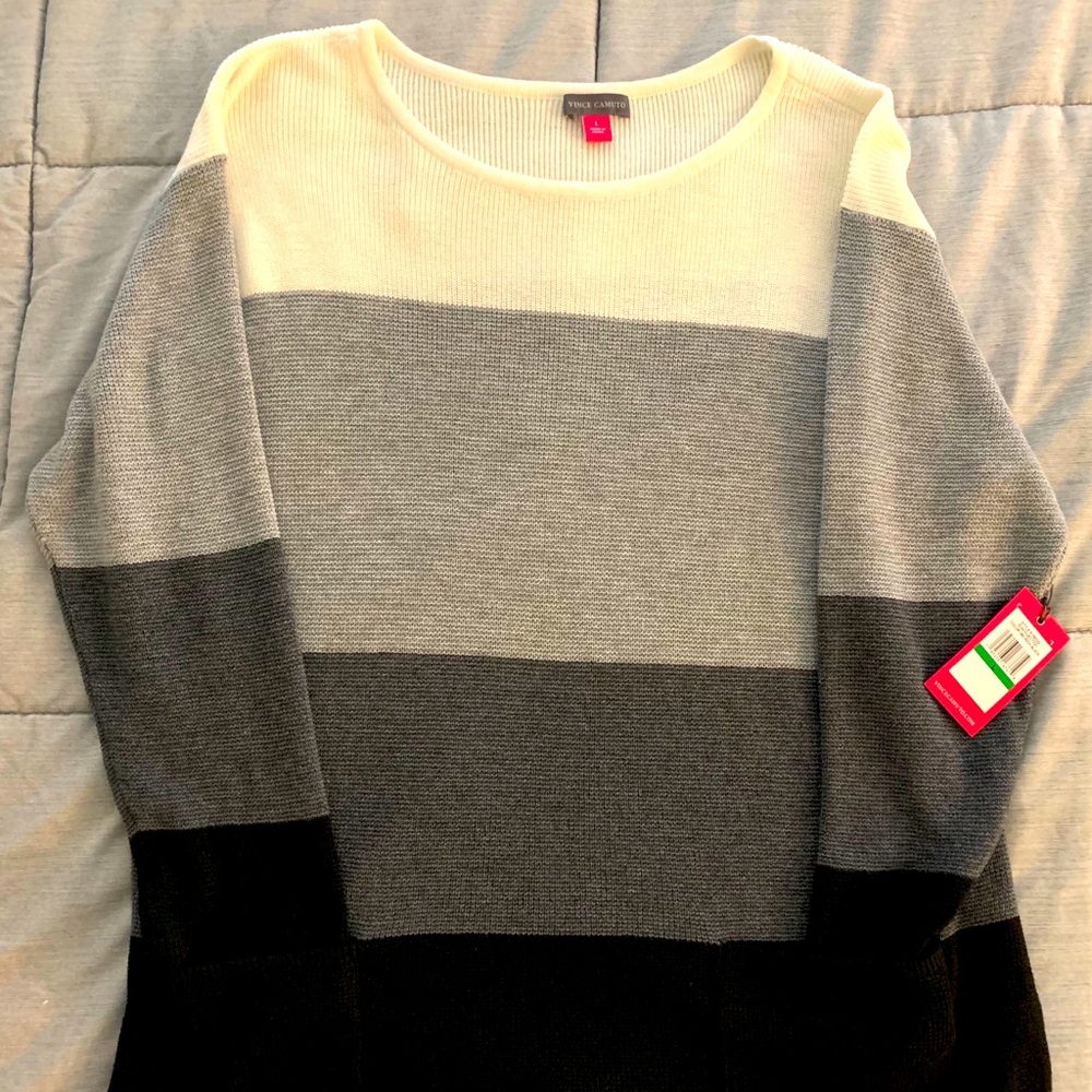 Sweater with front pockets